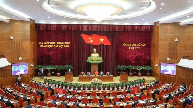 hoi-nghi-trung-uong-5-1116 (1)